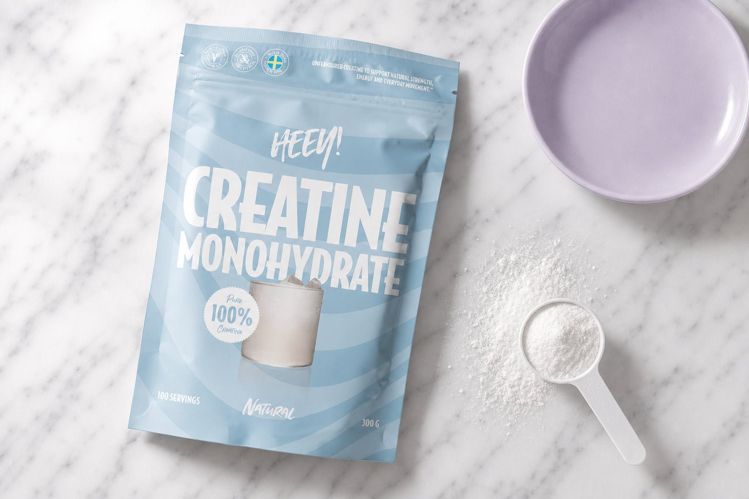 Heey! Boost & Glow kreatin monohydrat och vegansk kollagen, vegansk kreatin pulver i ljust kök